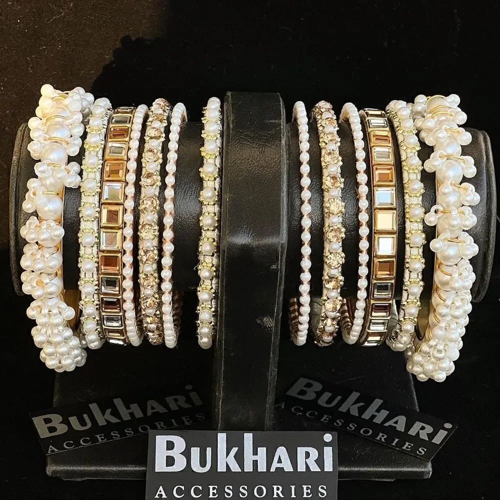 BUKHARI JEWELRY PAKISTANI DESIGNER GORGEOUS GAJRA BANGLE SET - Picture 5 of 7